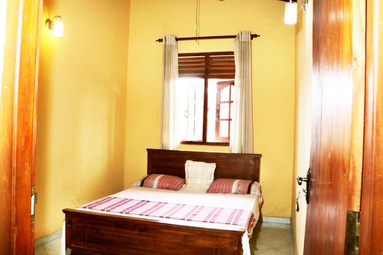 Ariyadasa Guest House Галле Экстерьер фото